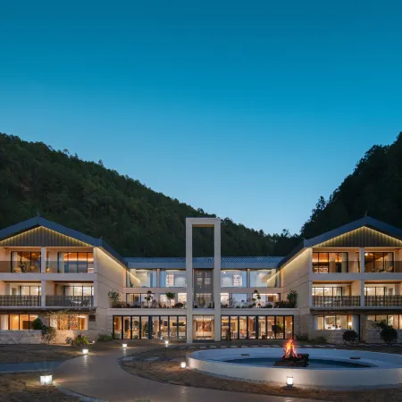 Lugu Lake Manchen Holiday Homestay