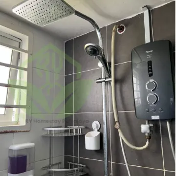 3R@7pax++ Spacious Space Putrajaya. Отели рядом с достопримечательностью «Seri Wawasan Bridge»