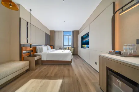 Xiyuan Cultural Tourism Hotel (Wanda Plaza Peony Square Subway Station) Отели рядом с достопримечательностью «Henan University of Science and Technology (Xiyuan Road)»