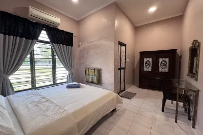 Nurbayu Villa (3&4 bedroom Villa) Kemaman Hotels in Chukai