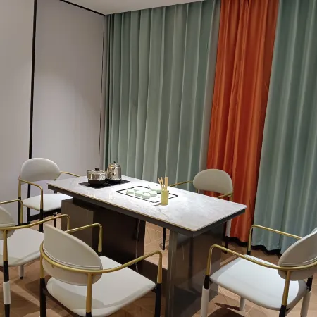 Bai Cheng Zhi Xing Hotel (Linquo Furuo Tianjiao Bus Station Store)
