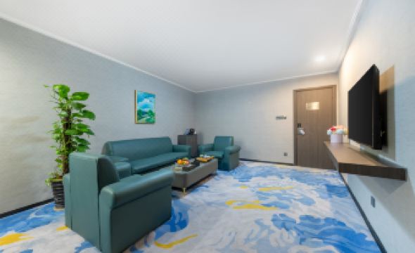 huayue International Hotel