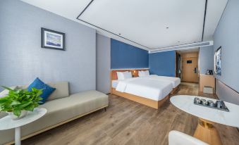 Yilong Anyue Hotel