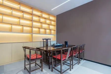 All Seasons Hotel (Xishuangbanna Mengla Rainforest Avenue Branch)