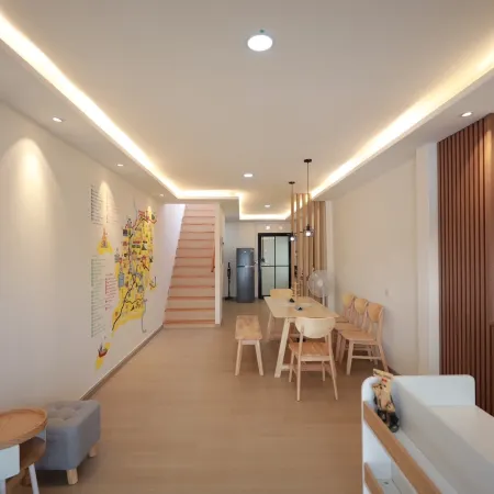 Risa Hostel Отели рядом с достопримечательностью «Станция метро BTS-Bang Wa»