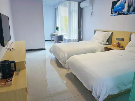 Jiang Xiaojun Farmstay (Guan'egou Scenic Area) Отели в г. Данчан