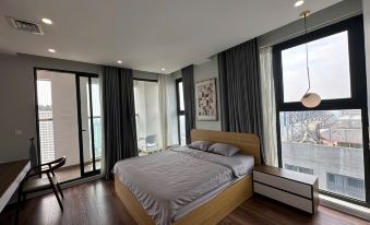 1. TSQ STAY..