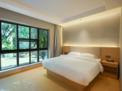 Mile Shiyue Boya Hot Spring Hotel ((Huquan Ecological Garden Huquan Banshan Hot Spring Shop)) Hotels in Mile