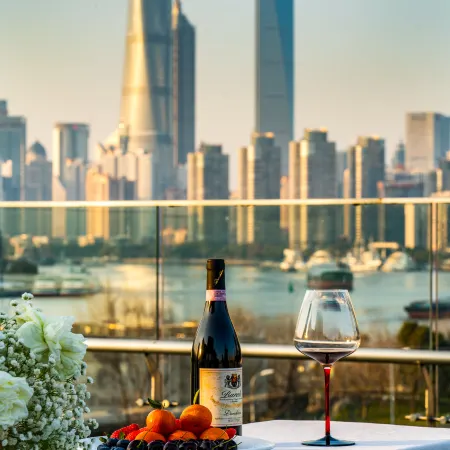 yihotel (Shanghai Lujiazui Riverside Center Expo Park Branch)