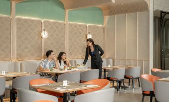 Hyatt Place Bangkok Sukhumvit 1