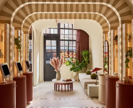 นาว นาว โนโฮ โรงแรมในนิวยอร์ก