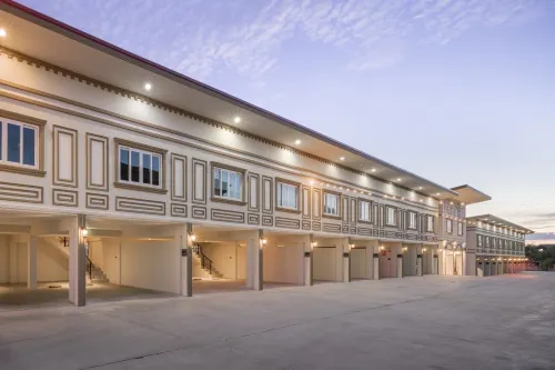 Grandbangsaray Hotels in Sattahip