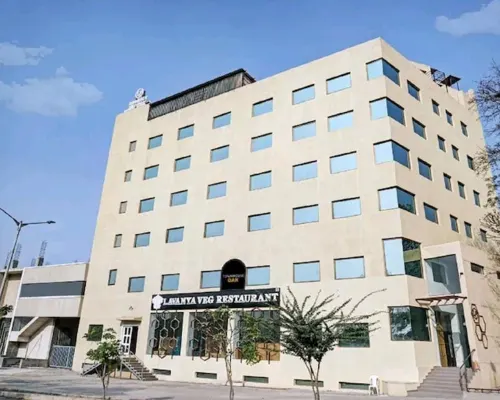 LP Regency ISKCON NVCC寺廟附近的飯店