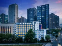 Forest Hotel Hotels in Manhattan Commercial Plaza