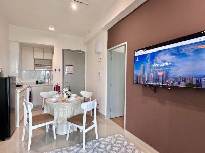 121 Residences by manatidur