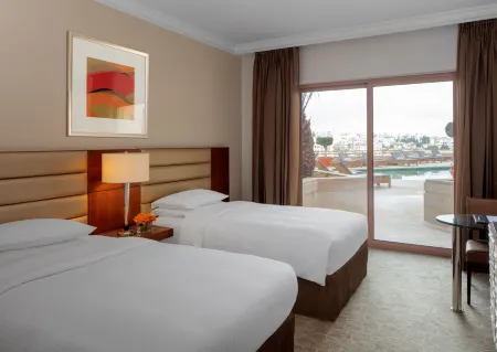 Grand Hyatt Amman Отели рядом с достопримечательностью «Rainbow St.»