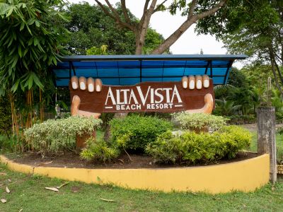AltaVista Beach Resort Samal powered by Cocotel