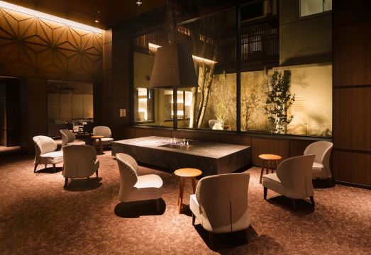 유카이 리조트 킨파소의 럭셔리한 온천