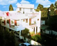 Private 3BHK Luxury bungalow-AC- The Homeland Stay