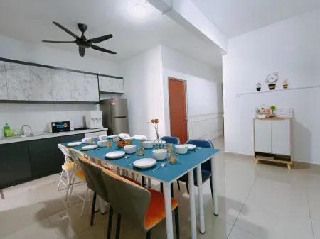 TypeB-10pax-5Bedroom-Balcony-IOICityMall-UKM-C180- Cheras Отели в г. Balakong