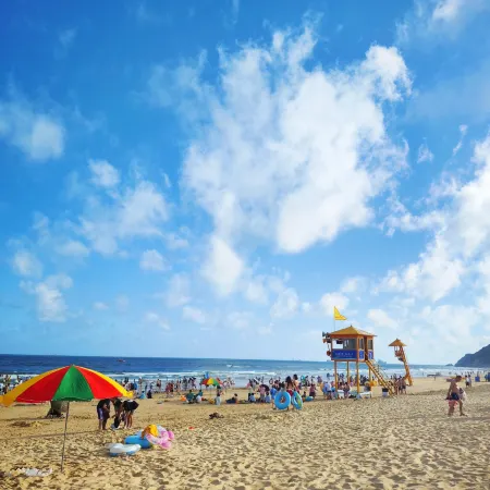 Yinsha Hotel (Yangjiang Hailing Island Dajiao Bay)