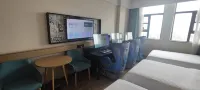 Candy E-Sports Hotel (Cixi Suntang North Road)