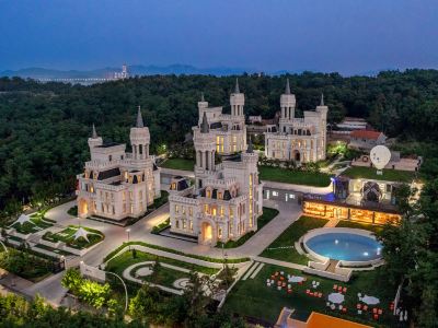 Yantai Yangma Island Seaview Castle Homestay (Huandao Road)
