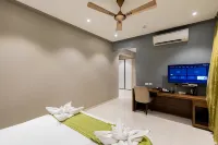 Hotel Seven Oaks Các khách sạn gần Sagar Vihar