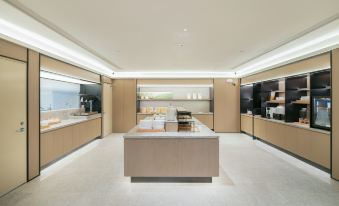 Ji Hotel(Guangzhou Shamian Island Tongfuxi Metro Station)