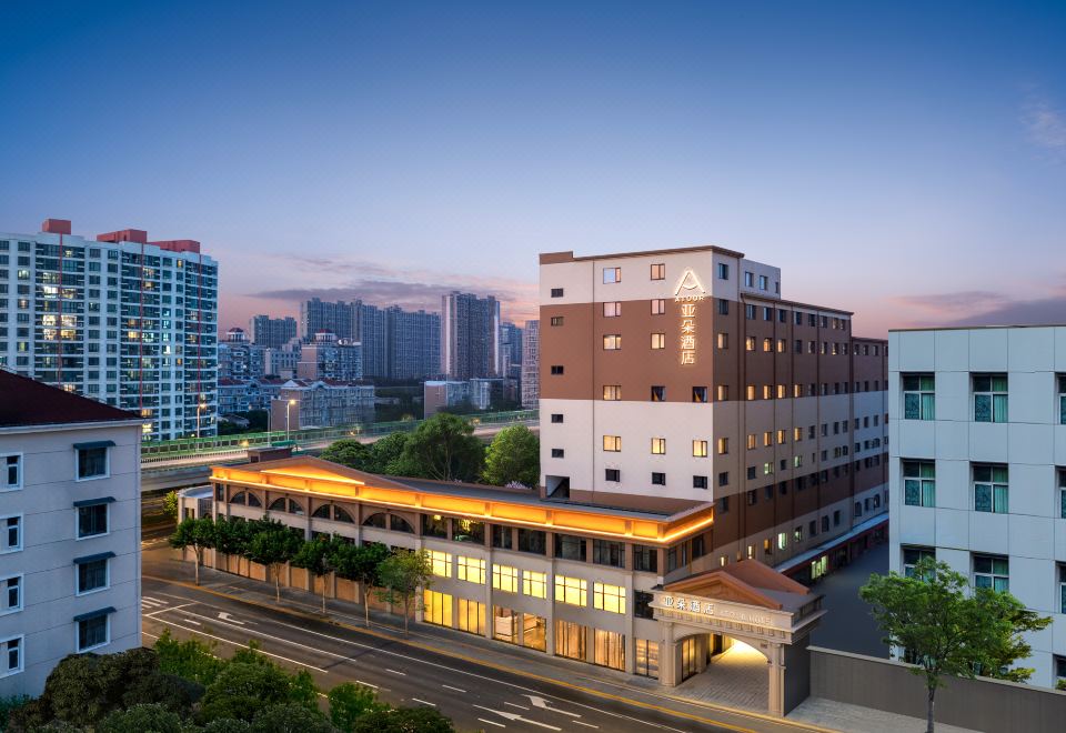 hotel overview picture