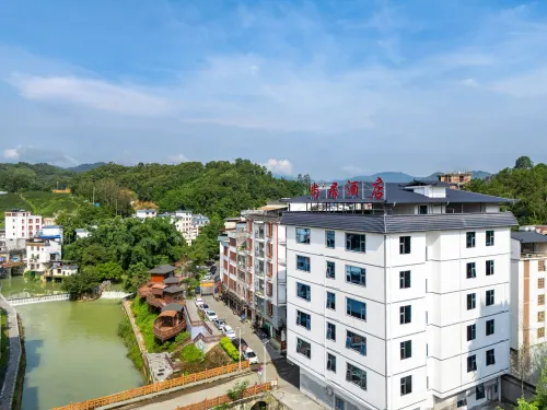 Wuzhou Cangwu Shangju Hotel (Liubao)