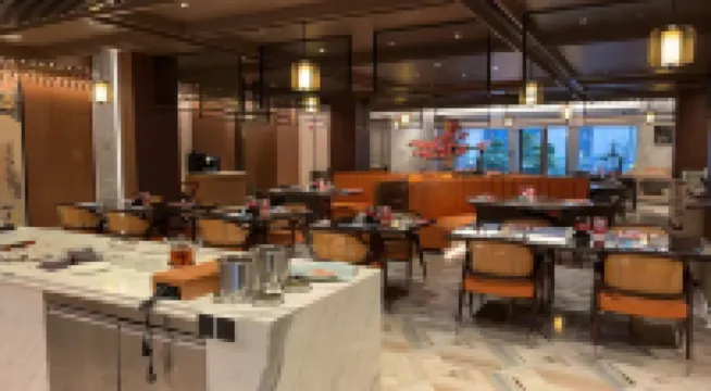 Zhuofandi Hotel (Yingze West Street West Railway Station Subway Station)