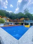 MoonlitNooksMistyNicheMildNook home stay facility (qingcheng mountain scenic area stores) - مسبح على السطح