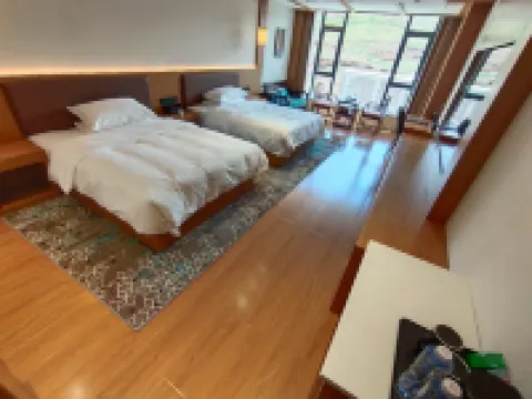 Nangqian Jade Everest Hotel فنادق في نانغ تشيان