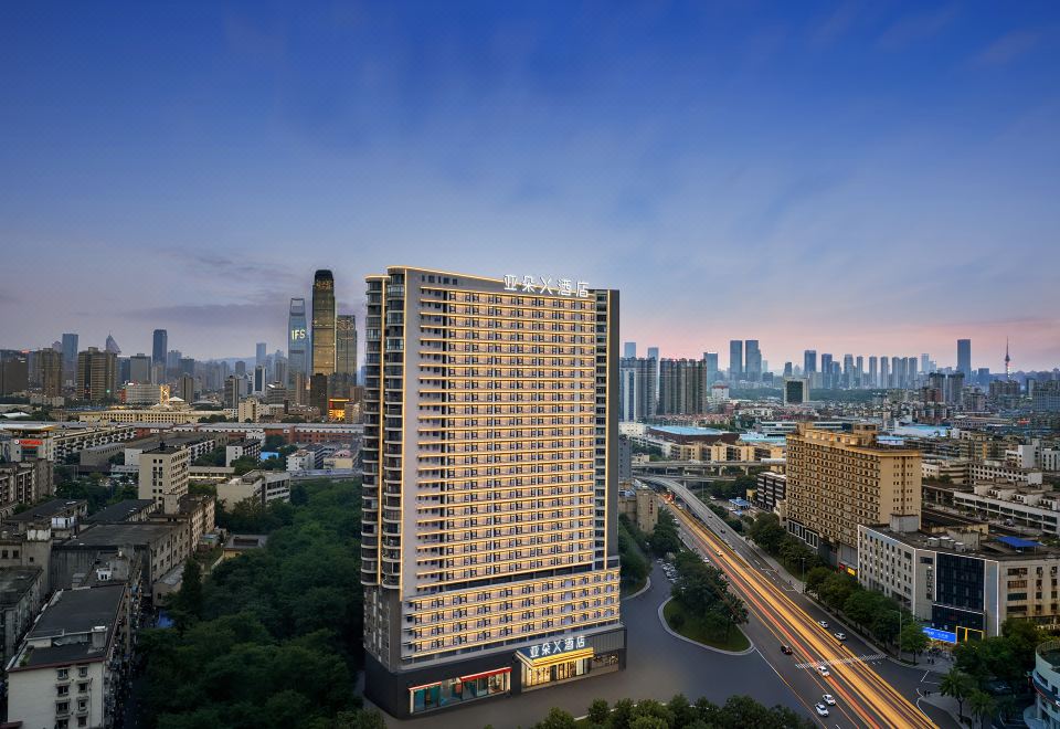 hotel overview picture