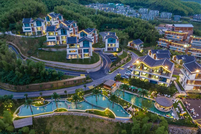 BANSHANYINZHU PANDA HOTEL