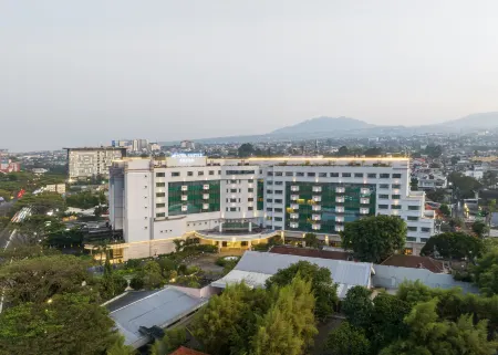 ARTOTEL Suites Aquila Bandung