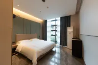 โรงแรมบ้านสวนบานเซีย (นิวเวิลด์ เถียนไท่) - พร้อมระเบียง