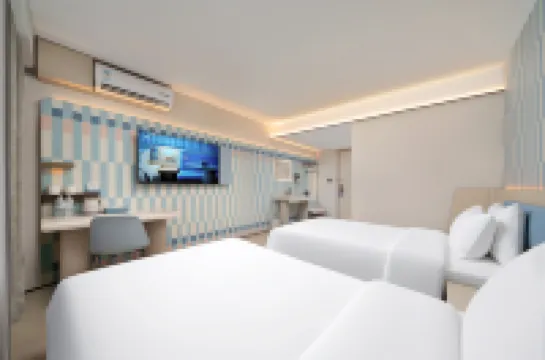 HanTing Hotel (Harbin Gogol Street Gexin Church Square) Hotels in Harbin