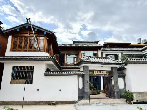 Xilin Xishe Homestay - Bjergudsigt