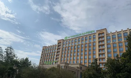 WYNDHAM GARDEN JAOZUO WEST HIGH-SPEED RAILWAY STATION