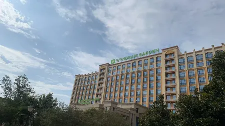 WYNDHAM GARDEN JAOZUO WEST HIGH-SPEED RAILWAY STATION