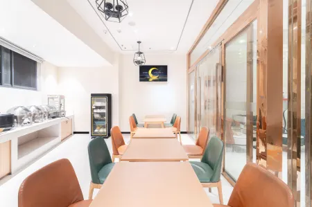 City Comfort Inn Hotel (Fuzhou Wenchangli Fuzhou No. 1 Middle School) Отели рядом с достопримечательностью «Zhengjue Ancient Temple»