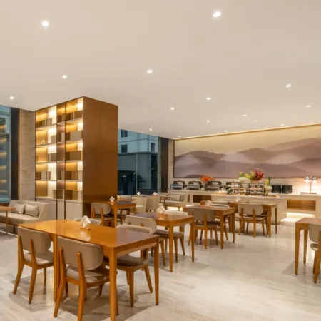 Mercure Haijintian Hotel (Wuwei Star Shopping Center)