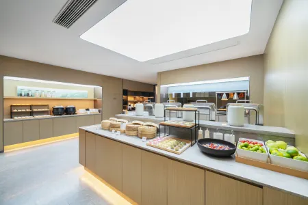 JI Hotel (Zhuhai Tangjiawan University Town) Отели рядом с достопримечательностью «Zhuhai Branch of Beijing Normal University Dormitory»