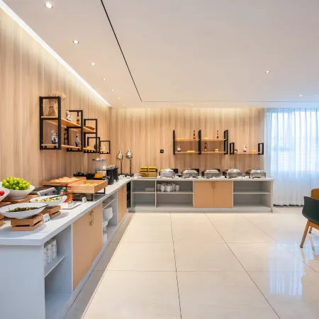 City Yuntu Hotel (Meizhou City Center Wanda Plaza Branch)