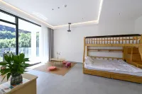 Tonglu Qingyuewu Homestay (OMG Heartbeat Paradise) Hotels near Qinxi Xianggu Scenic Area