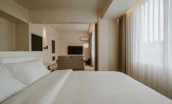 Hualing Art Space High-end Homestay (WeiShan Ancient City)