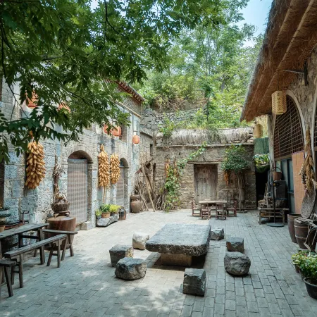 Panniangzi Hotel