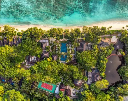 Labriz Silhouette Seychelles